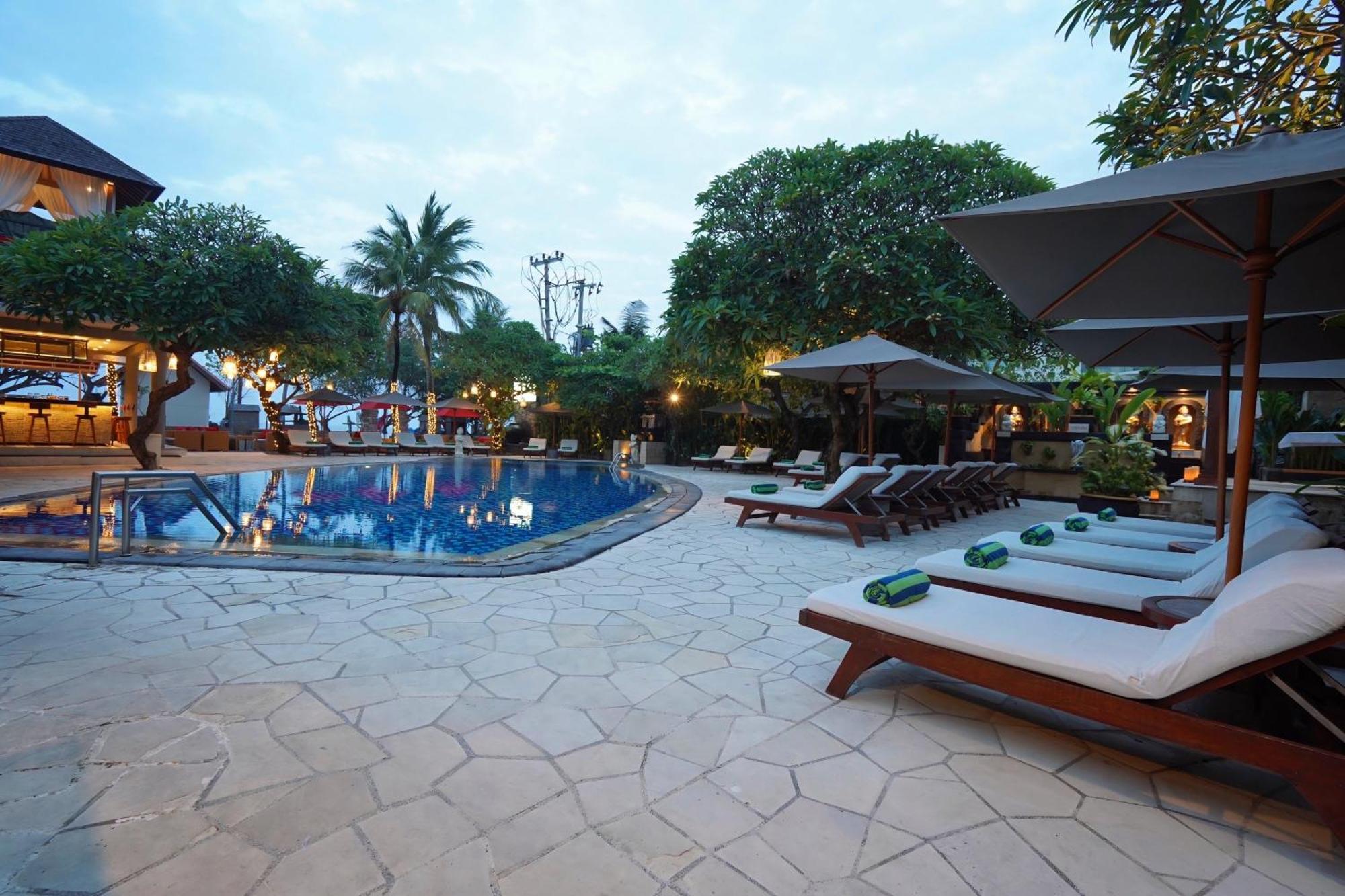 กูตา ซีวิว บูทิก รีสอร์ต Hotel ภายนอก รูปภาพ